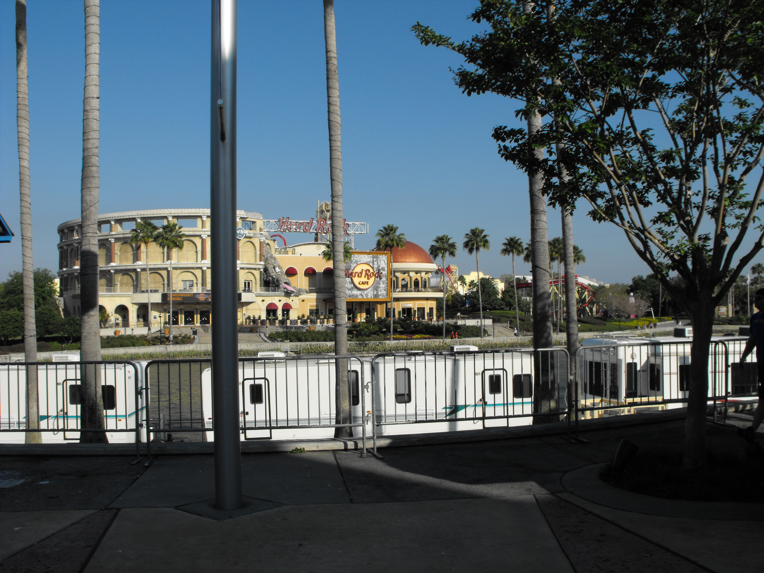 ./2011/Orlando Chorus Trip/Univer Islands 032511 0003.JPG